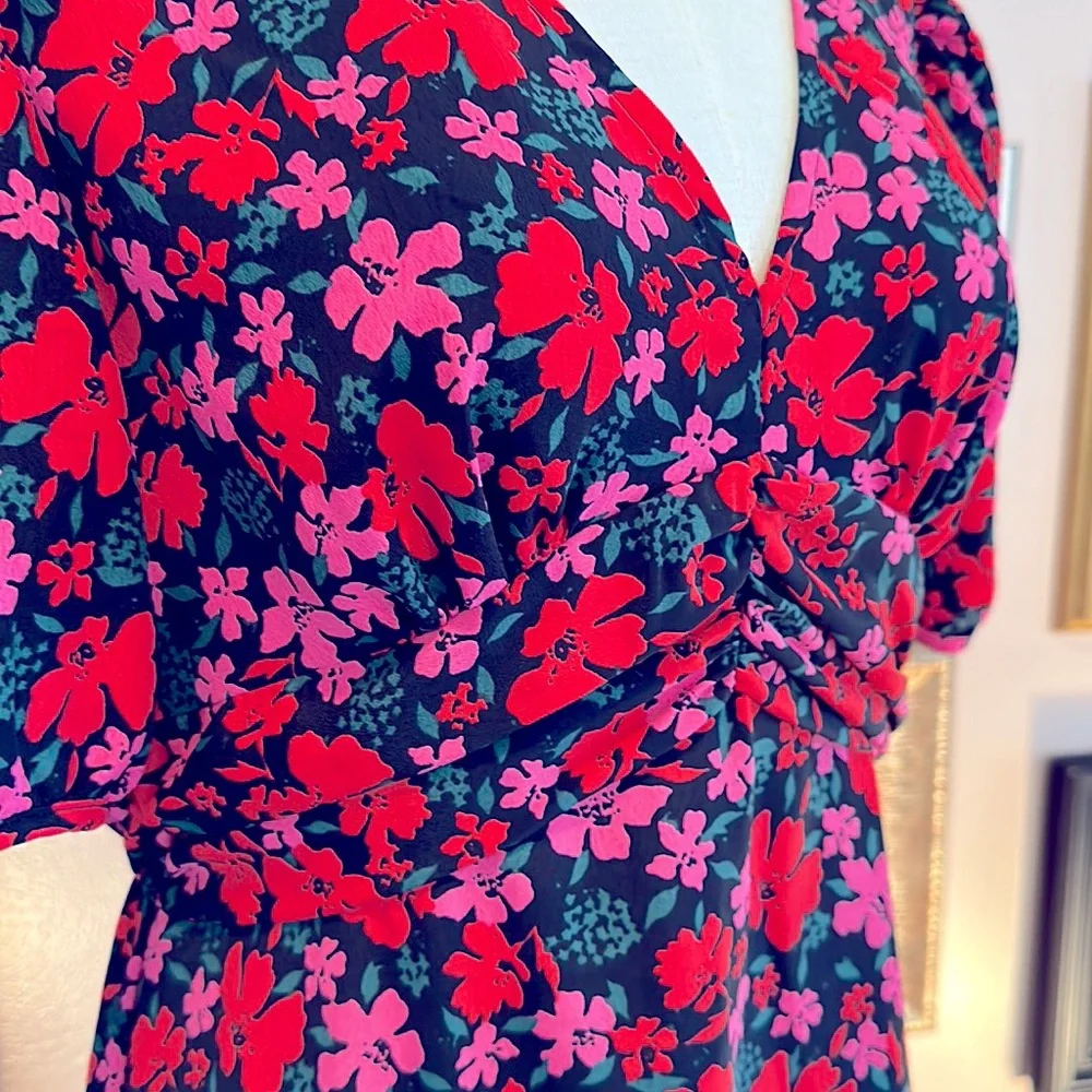 PRIMARK FLORAL PATTERN DRESS - Picture 4 of 7
